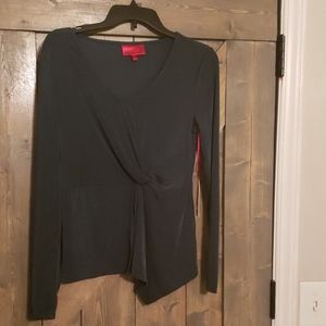 Long sleeve knotted top